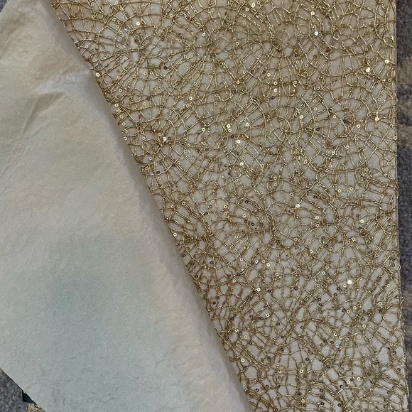 Gold placemats set - Picture 5 of 9